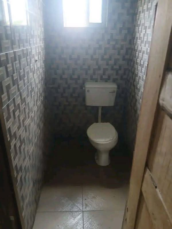 Additional view of Renovated One Bedroom Flat Apartment