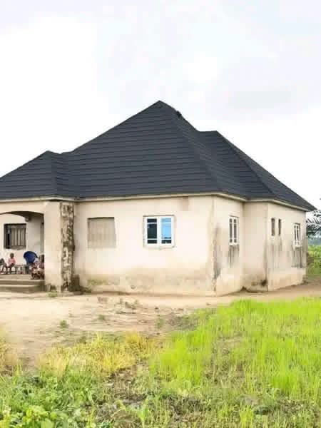 Additional view of Newly Built Three-Bedroom Flat for Sale