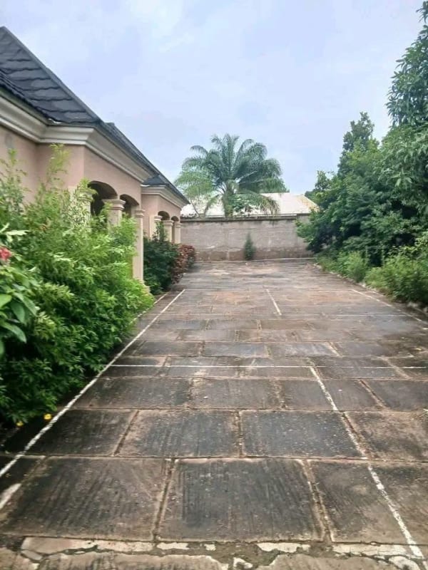 Additional view of Spacious 3-Bedroom Flat for Rent