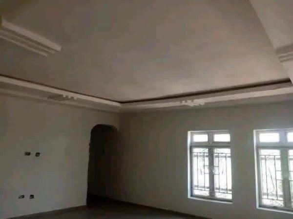 Additional view of Standard 5-Bedroom Flat