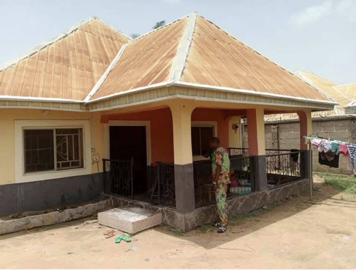 3 Bedroom Flat for Sale Naka Road for sale in Naka Road, Makurdi, Benue