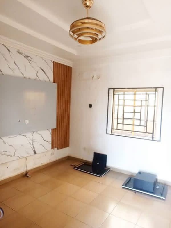 Beautiful Room and Parlour Self-Contained for rent in Yaikyor, Makurdi, Benue