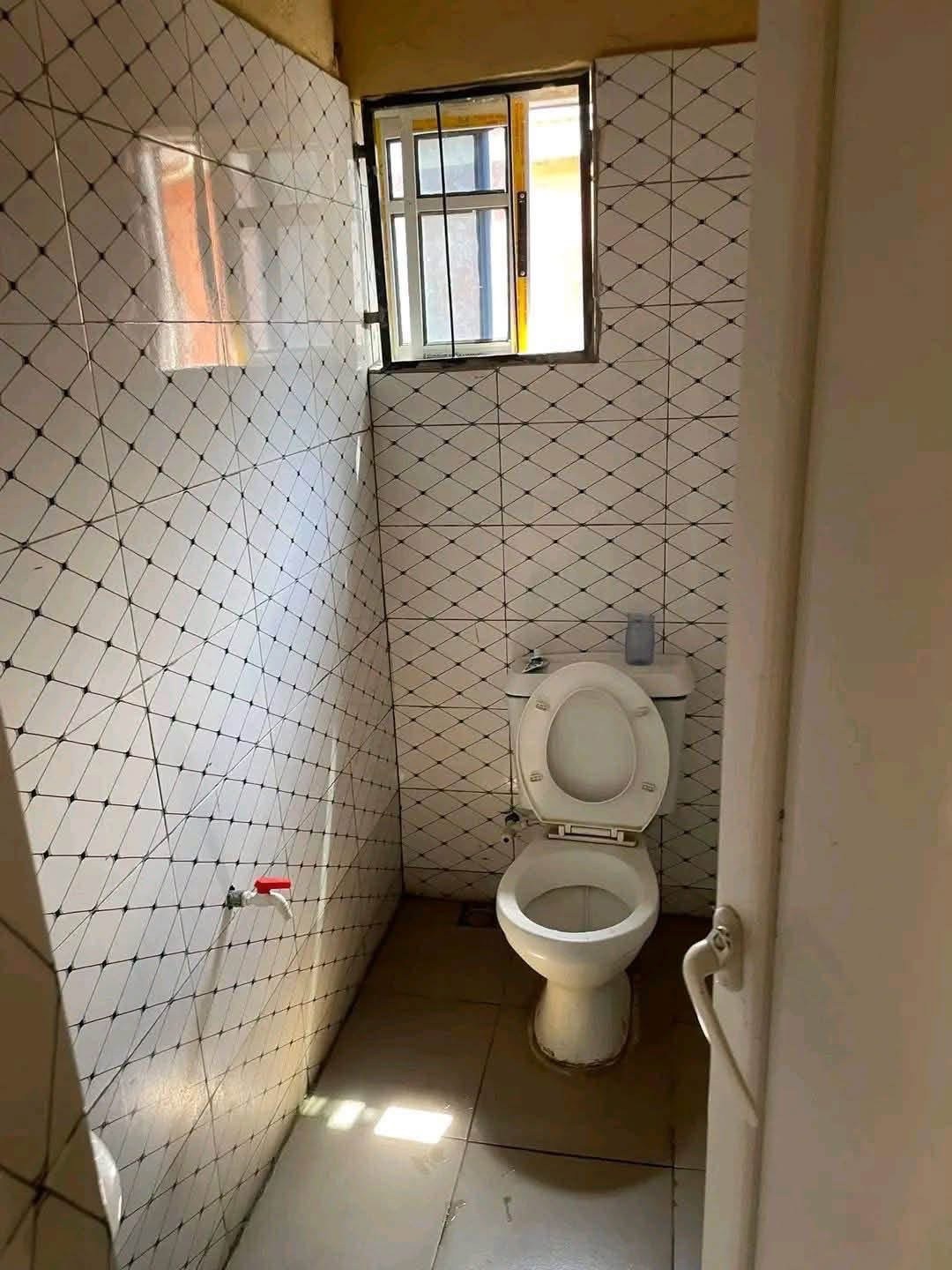 Additional view of 2 Bedroom Apartment to Let