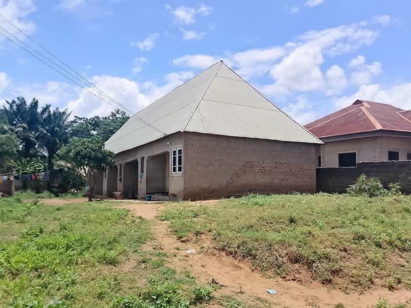 5 Bedroom House on 80x120 Plot for sale in Nyesom Wike Road, Makurdi, Benue