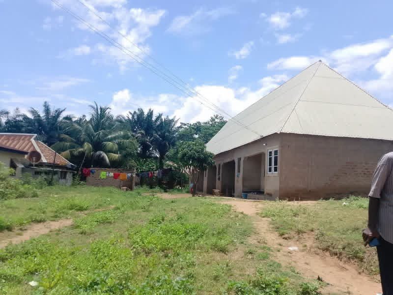 Additional view of 5 Bedroom House on 80x120 Plot