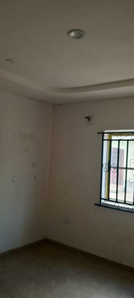 Additional view of Clean Room and Parlor for Rent