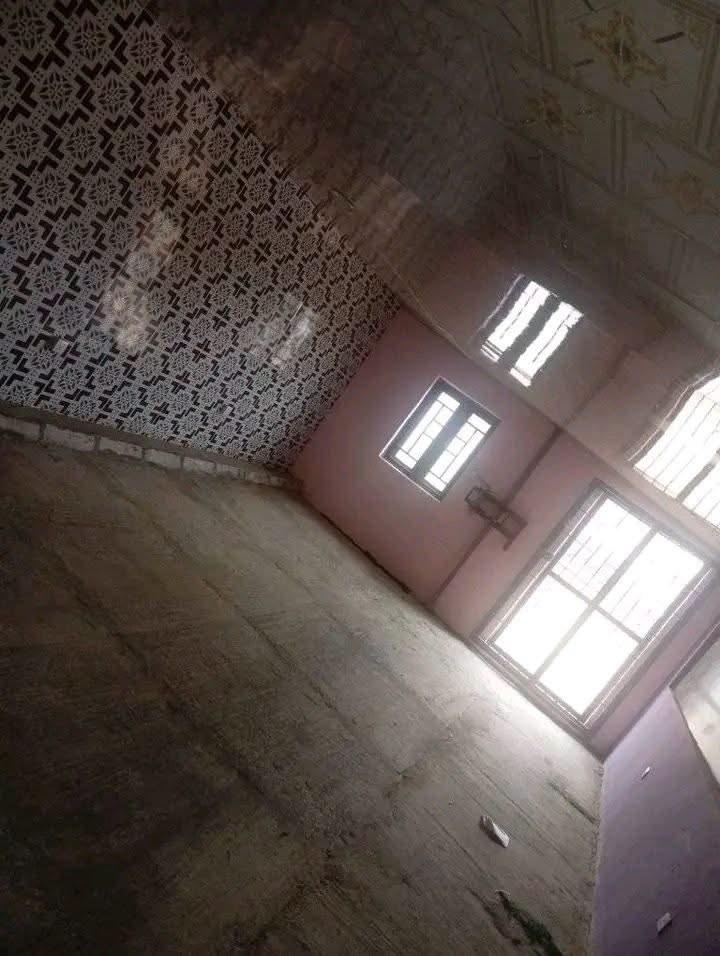Versatile Shop/Hall for Rent in Makurdi for rent in Near Rain Oil, Makurdi, Benue