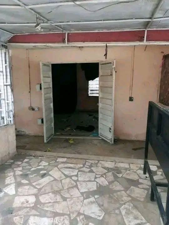 Additional view of Spacious Shop for Rent, High Level