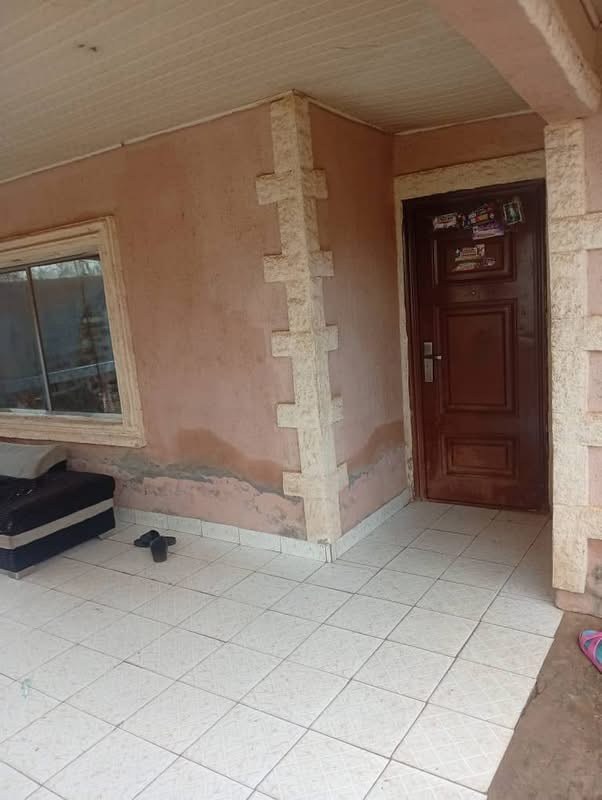 Additional view of 4 Bedroom House with Shops