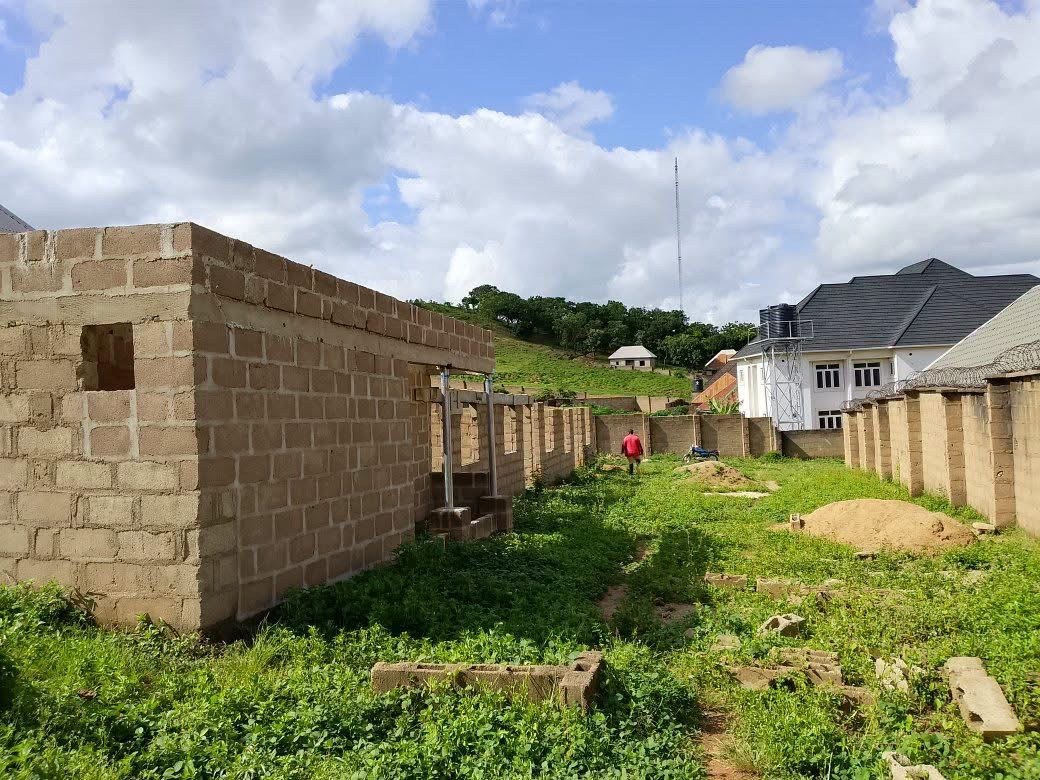 Residential Building with Apartment and Rooms for sale in GRA Gboko North, Gboko, Benue