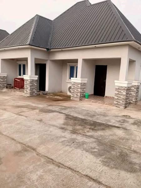 Additional view of Standard Furnished 3 Bedroom House