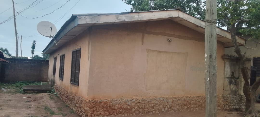 Additional view of Spacious 4-Bedroom Flat with BQ