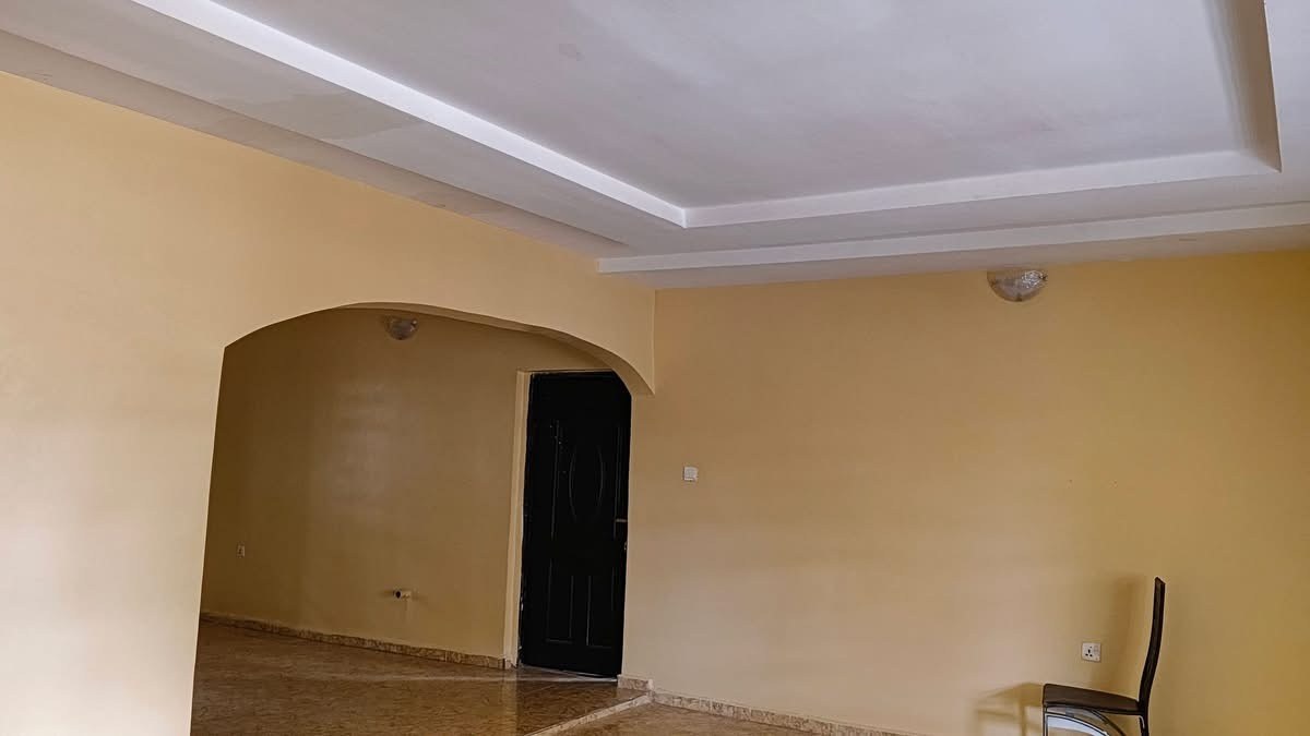 Additional view of 3 Bedroom Bungalow with Two Parlors