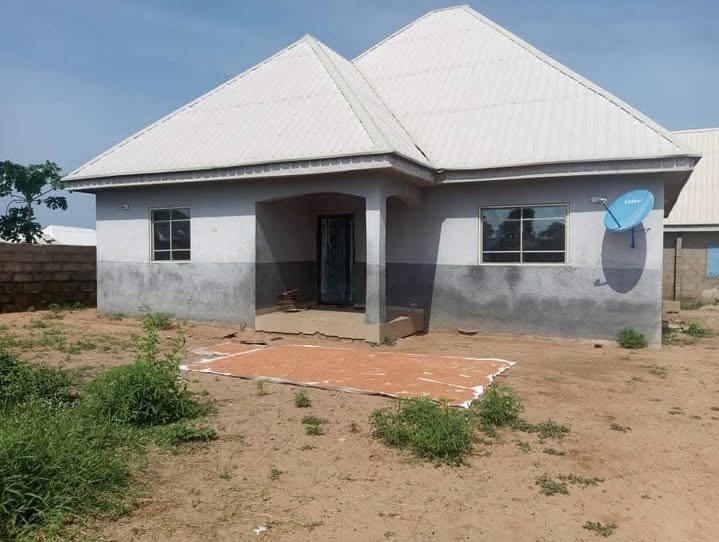 3-Bedroom Flat for Sale in Makurdi for sale in Welfare Quarters, Makurdi (after Wajina School), Makurdi, Benue