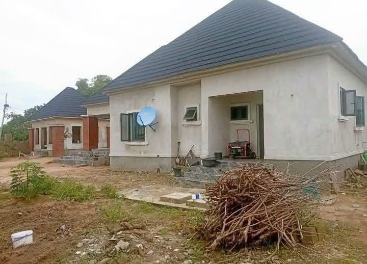 Additional view of Tastefully Finished 3-Bedroom Bungalow