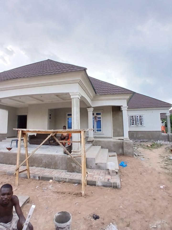 Beautiful 4 Bedroom Bungalow for Sale