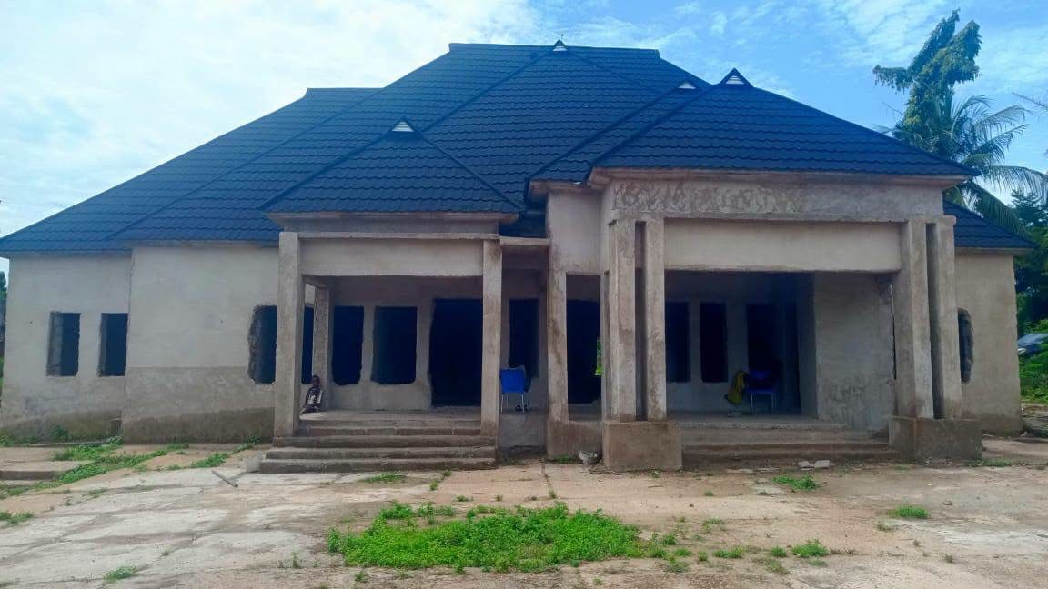 Four Bedroom Flat for Sale for sale in Old GRA, Makurdi, Benue