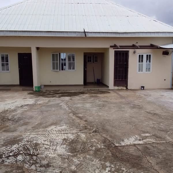 Single Room Self-Contained Apartment for Rent for rent in Naka Road, Makurdi, Benue