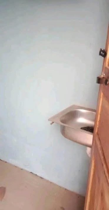 Additional view of Single Room Self-Contained Apartment for Rent