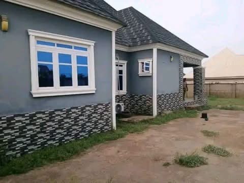 Additional view of Fenced 4 Bedroom Bungalow for Rent