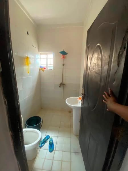 Additional view of Spacious 1 Bedroom Palor Apartment