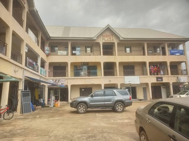 Commercial Plaza for Sale in Makurdi for sale in Modern Market Road, Makurdi, Benue
