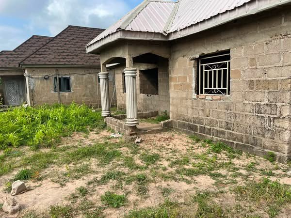 Additional view of Uncompleted 3-Bedroom Flat in Makurdi