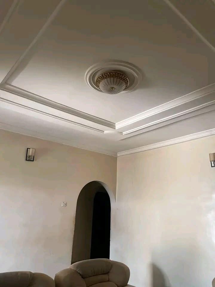 Additional view of 3 Bedroom Flat with Shop