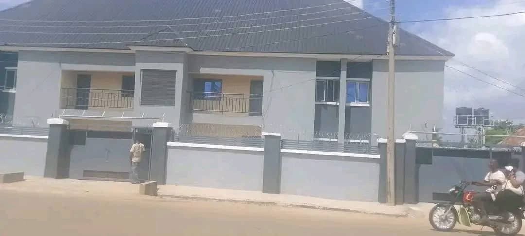 Newly Built 3-Bedroom Flat For Rent for rent in High Level, Makurdi, Benue