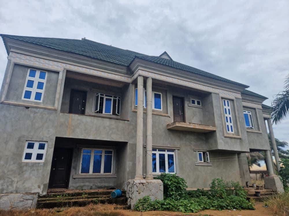 Spacious Seven-Bedroom Duplex in Welfare Quarters for sale in Welfare Quarters, Makurdi, Benue