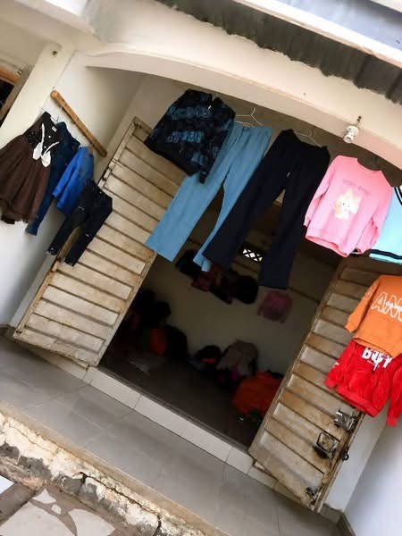 Additional view of Commercial Shop for Rent at High Level