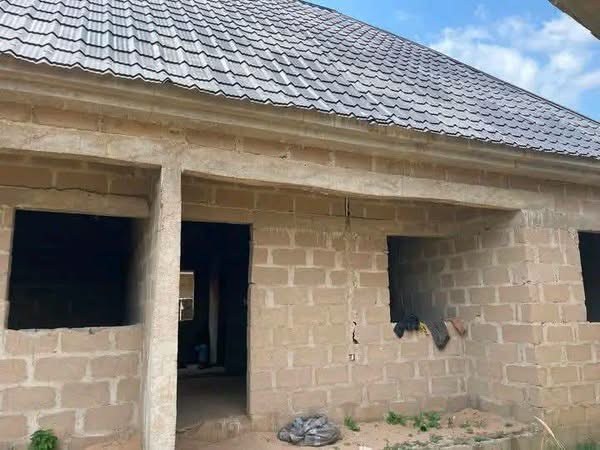 Additional view of Multi Unit Residential Property in Adeke