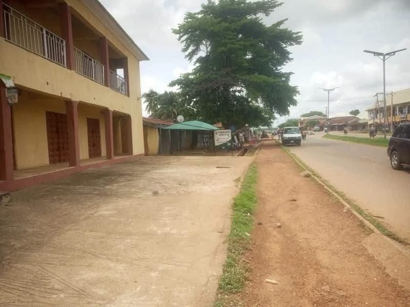 Plaza for Sale, Modern Market Road for sale in Modern Market Road, Makurdi, Benue