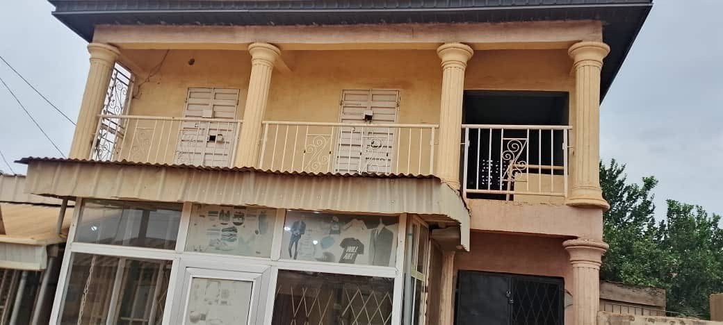 Additional view of Double Shop Upstairs for Rent