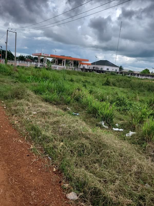 Commercial Land Facing Tarred Road for sale in Old Otukpo Tarred Road, Makurdi, Benue