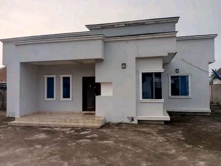 Additional view of Standard Furnished 3 Bedroom House