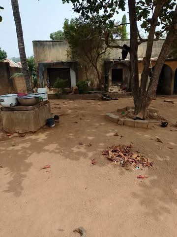 4 Bedroom Flat and 4 Self-Contains for sale in GRA, Gboko, Benue