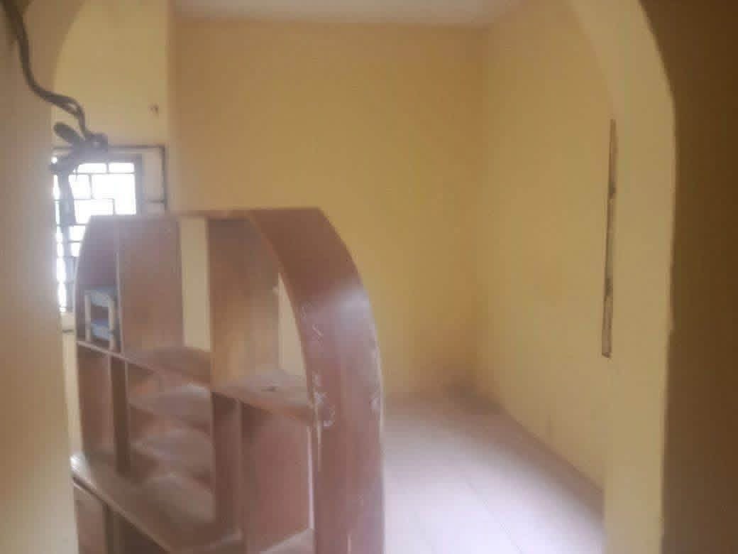 Additional view of Decent One Room Self-Contain Apartment