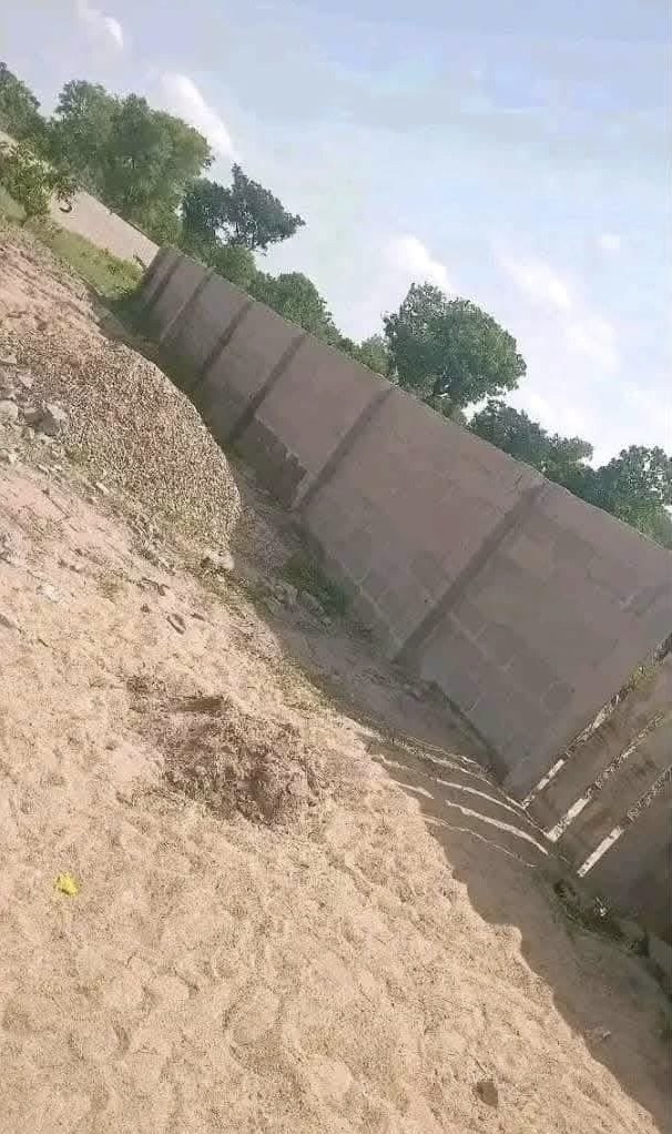 Fenced Land for Sale in Makurdi for sale in Opposite St. Denis Tse-Poor, Makurdi (2nd plot from the tarred road), Makurdi, Benue