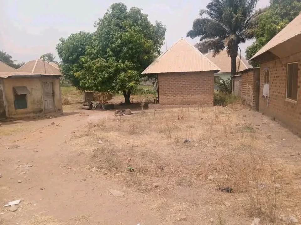 One Room Self-Contain Sale for sale in George Akume Way, Makurdi, Benue