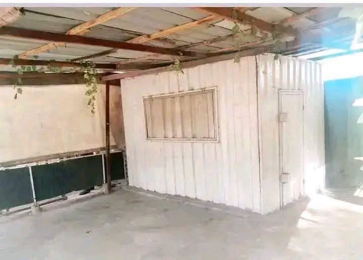 Additional view of Container with Extension for Sale