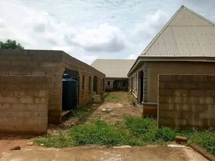 Additional view of Property with Self-Contains and Flats, Gboko