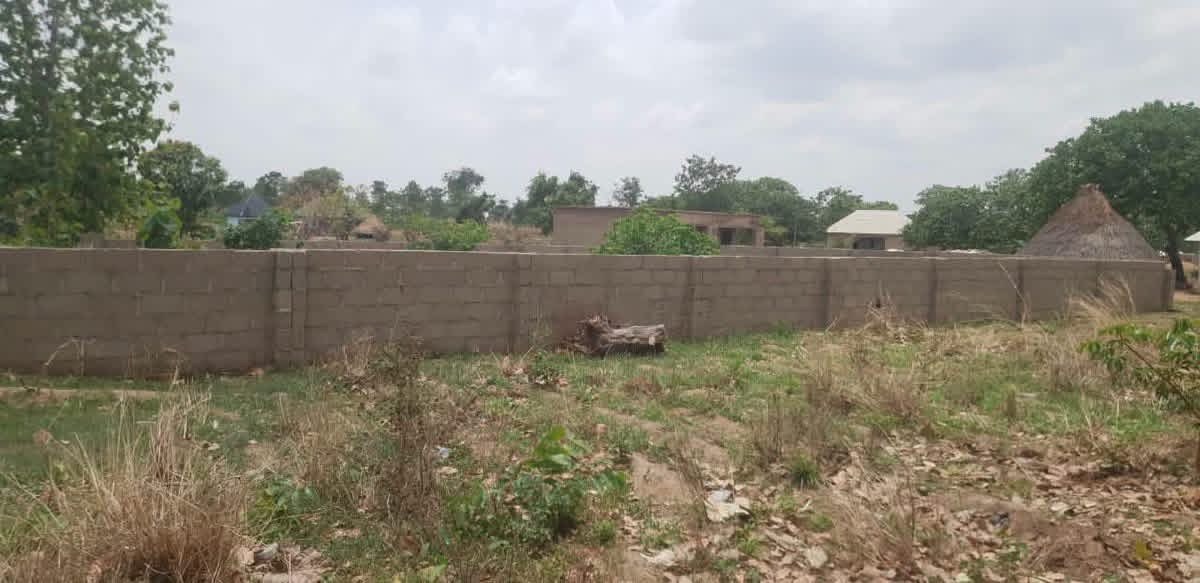 Additional view of 100x100 Land in Makurdi