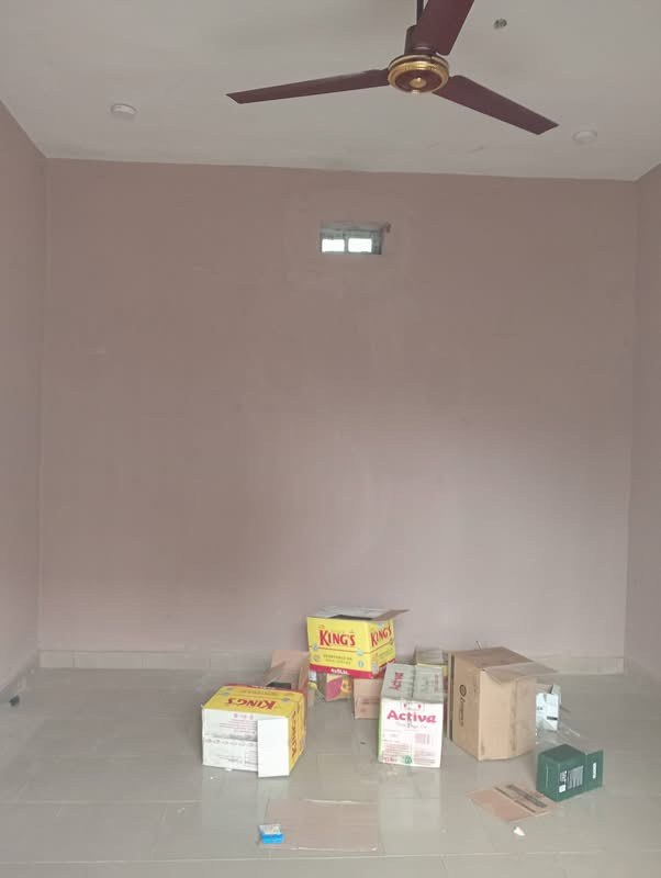 Additional view of Shop in a Plaza