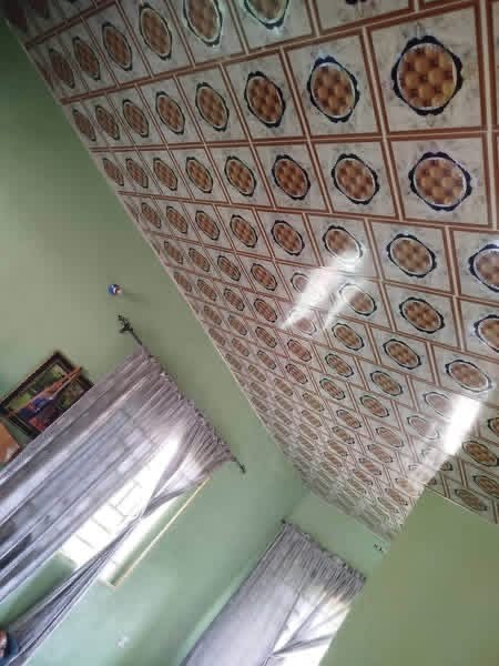 Additional view of Standard Self-Contain with Chicken House