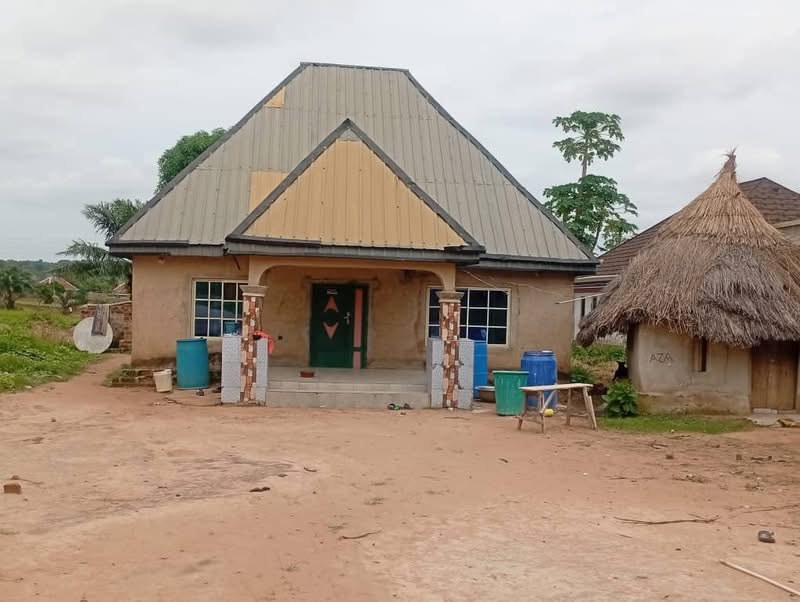 3 Bedroom Flat for Sale for sale in Tse Poor, Makurdi, Benue