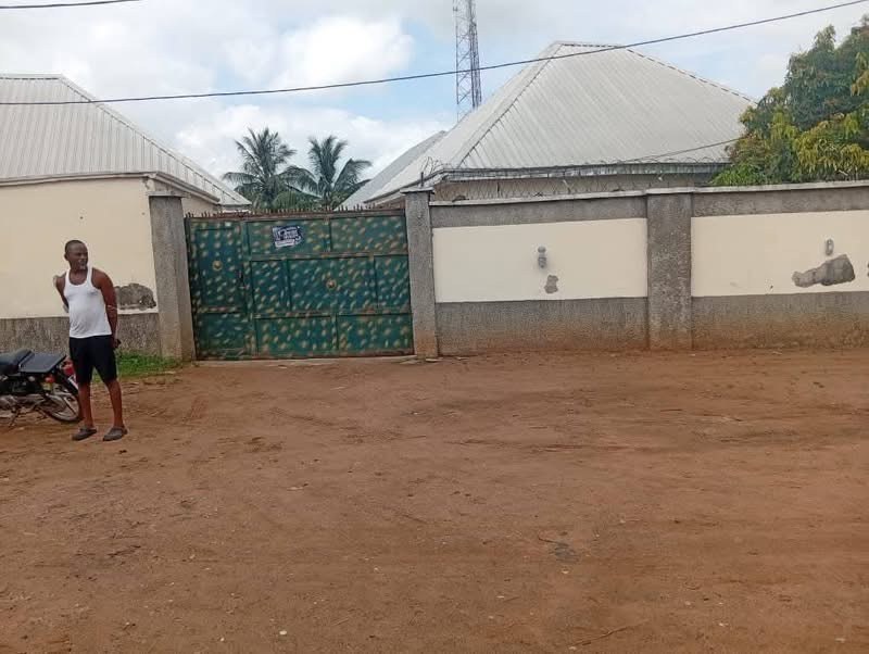 Commercial Property with Apartments for sale in New GRA, Makurdi, Benue
