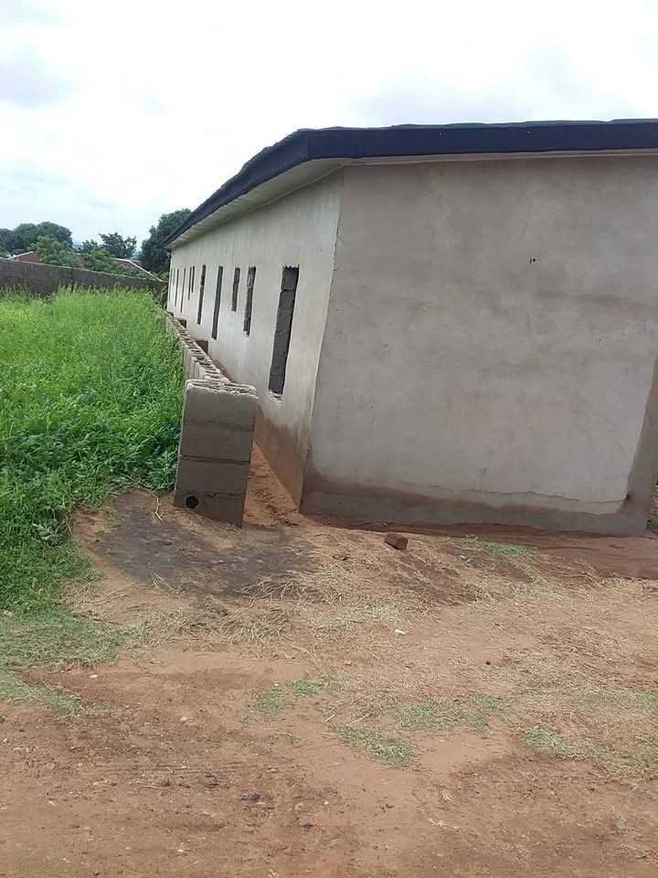 Additional view of Makurdi Property: Two-Bedroom and Three-Unit Building