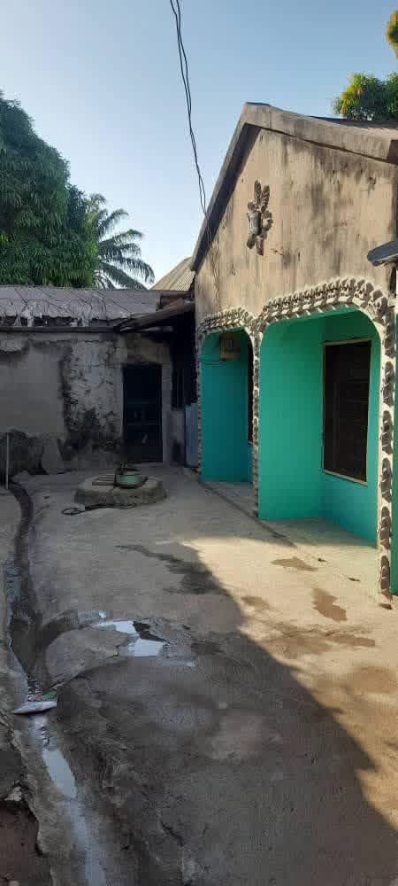 Commercial Apartment with Multiple Units for sale in High Level, Makurdi, Benue