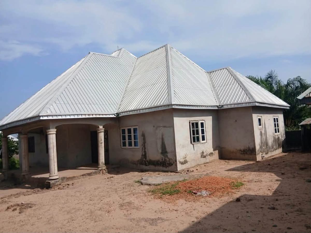 Additional view of Uncompleted 3 Bedroom Flat